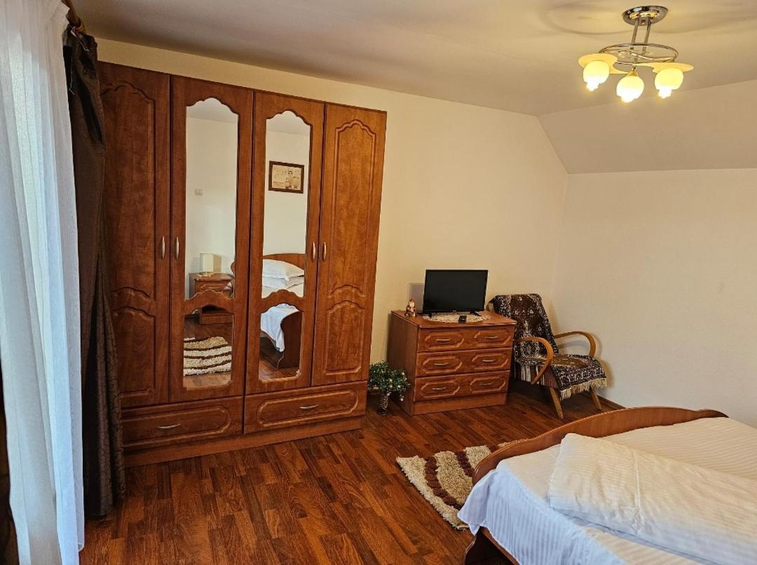 Vila Vladut Zărneşti Quarto foto